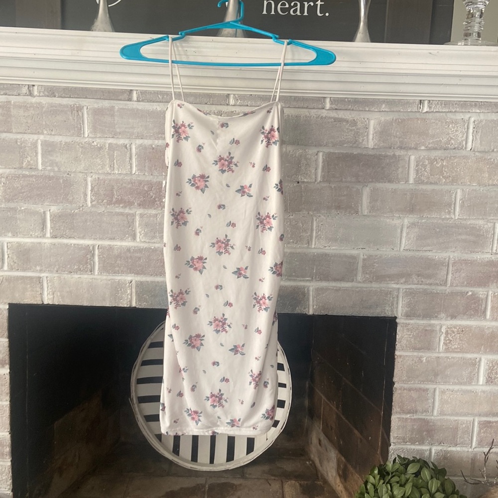 White floral dress size medium